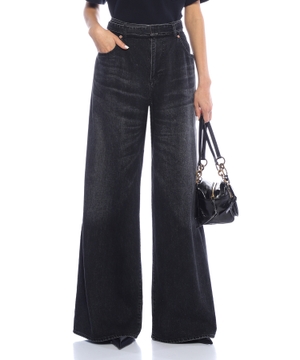 Wide-leg jeans