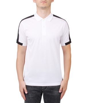 Polo with shoulder details
