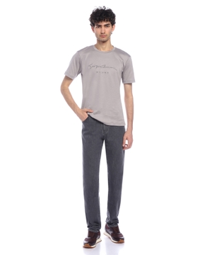 Loqo naxışlı T-shirt