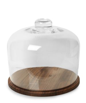 Cheese board with lid