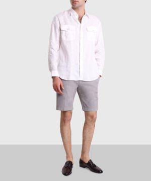 White shirt with pockets design