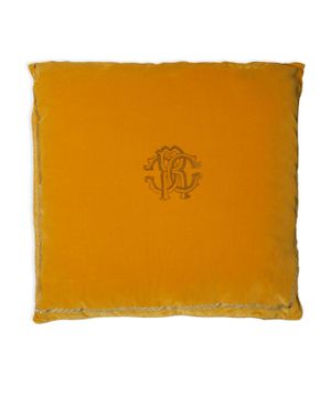 Оранжевая подушка с логотипом