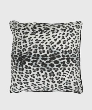 Cushion in silver leopard print