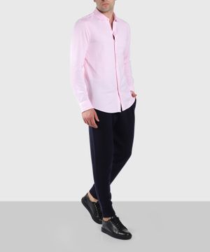 Pink shirt with logo application