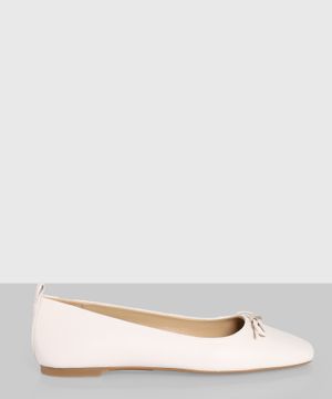 Light pink leather ballet shoes