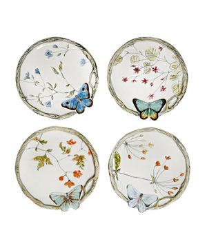 Белый комплект тарелок с бабочкой