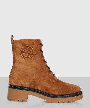 Logo detail boots in brown