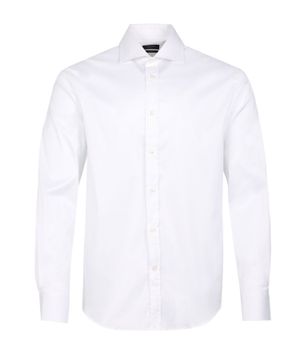 Белая рубашка с классическим воротником