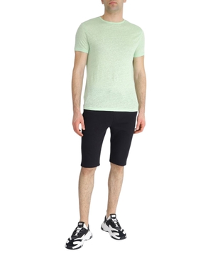 Açıq-yaşıl rəngli düz biçimli t-shirt