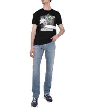 Short sleeve black t-shirt with print