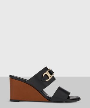 Gold-tone logo detail sandals in black