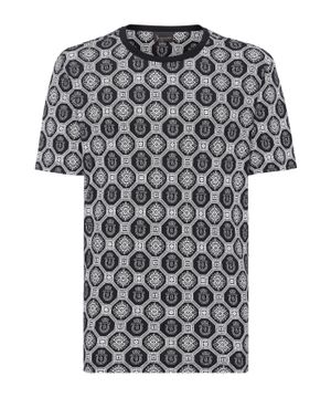 Short sleeve t-shirt in black and white