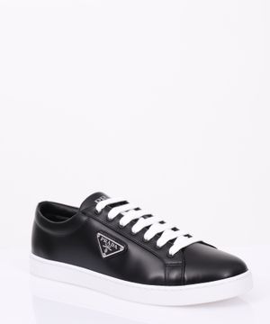 Lace-up design leather sneakers