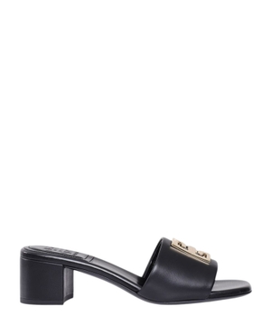 Mules in leather