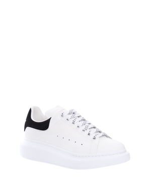 Logo detail sneakers