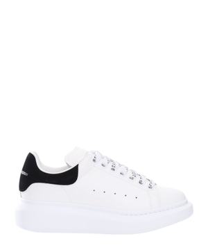 Logo detail sneakers