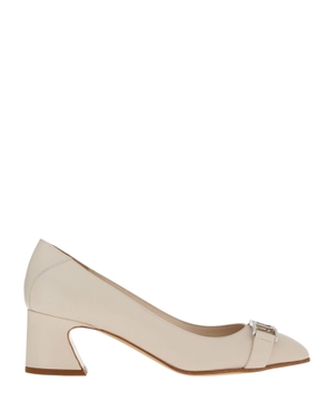Vara pumps