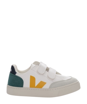 Touch-strap fastening sneakers