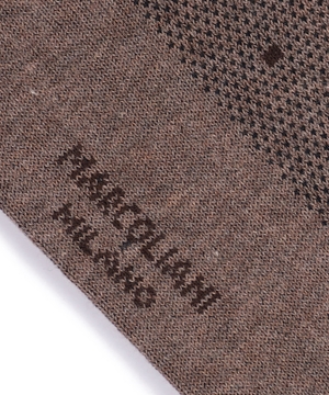 Socks with pattern print