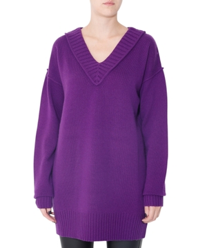 V-yaxa ilə boş biçimli uzunqol pullover