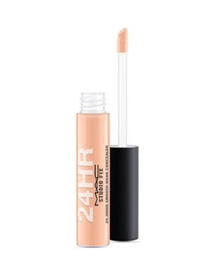 Face corrector Studio Fix 24-hour Smooth Wear  - NW32