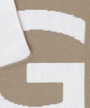 Wool scarf with logo lettering
