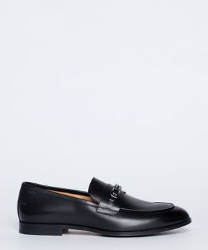 Leather loafers with logo detail