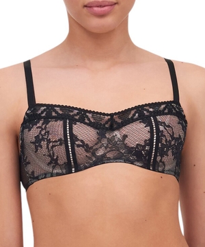 Lace embroidered bra