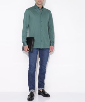 Long sleeve shirt with classic collar