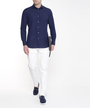 Long sleeve shirt with classic collar