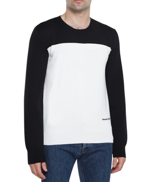 Round neck jumper with long sleeves