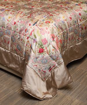 Floral printed bed cover