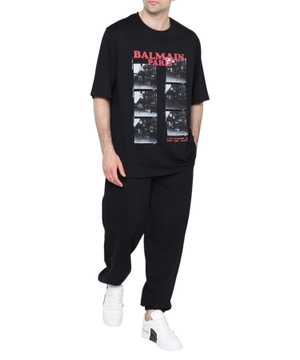 Dairəvi yaxa ilə qısaqol T-shirt