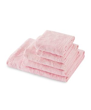 Towels set with logo pattern