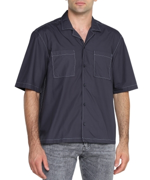 Short sleeve shirt with patch pockets