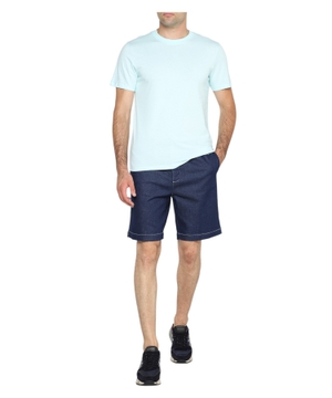 Logo embroidery t-shirt