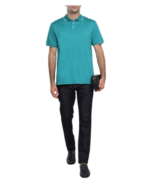 Üçdüymə yaxalı polo