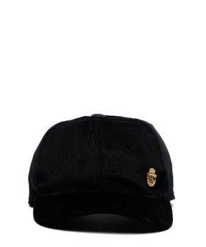 Logo detail cap