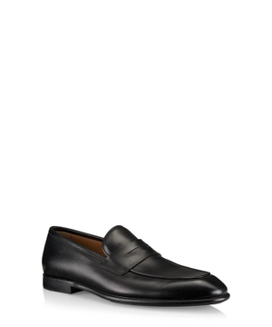 Loafer with square toe