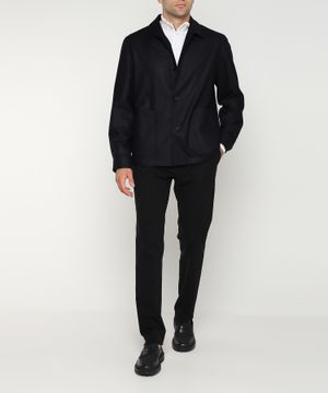 Long sleeve wool jacket with buttton fastening