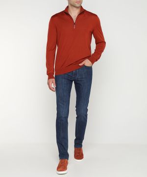 Zip fastening collar sweater