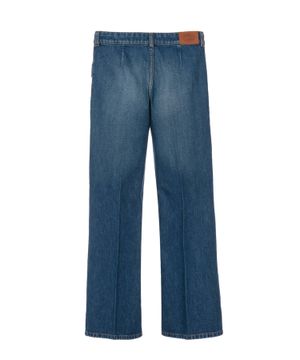 Front pockets jeans