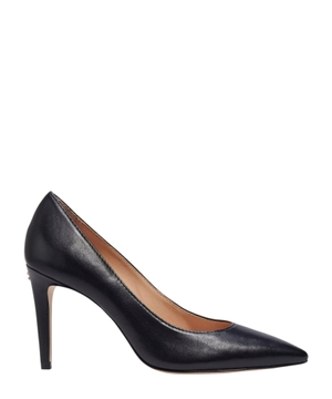 Leather pumps with logo detail