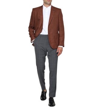 Long sleeve blazer with button fastening