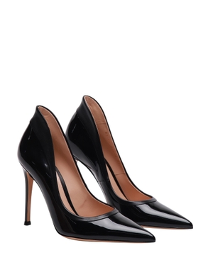 Pointed toe leather pumps