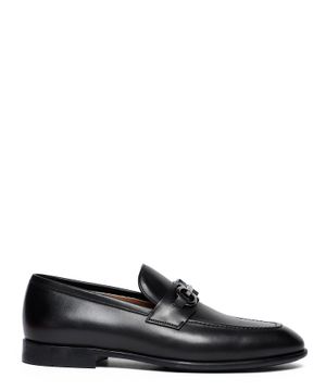 Leather loafer with logo detail