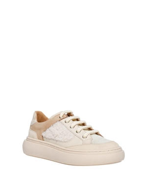 Sneakers with fur detail