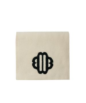 Logo detail scarf