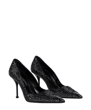 Crystals embellshed pumps