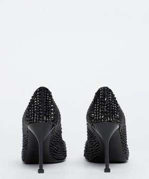 Crystals embellshed pumps